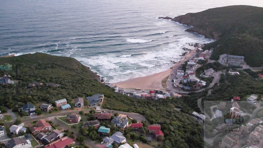 8 Bedroom Property for Sale in Herolds Bay Western Cape